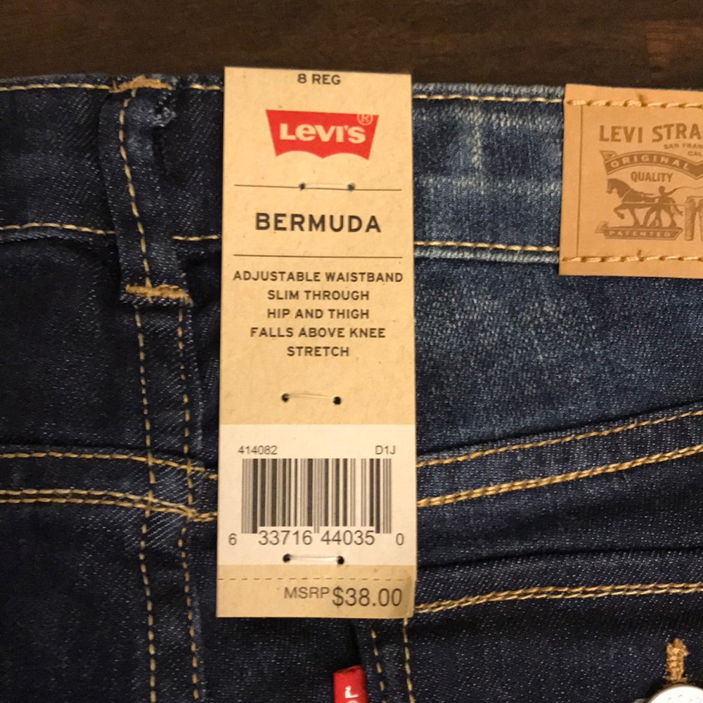NWT Levi’s Girls’ Sweetie Bermuda Denim/Jean Short - Picture 3 of 5