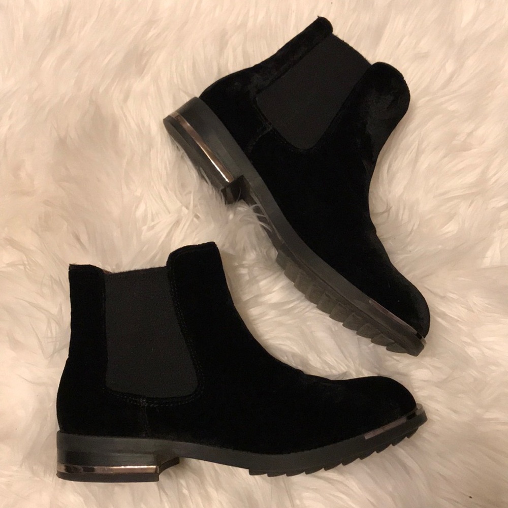 BCBGeneration Velvet Chelsea Boots