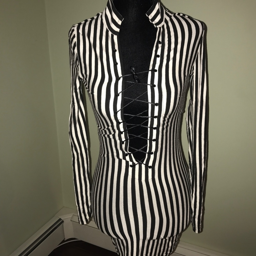 Guess striped lace up dress