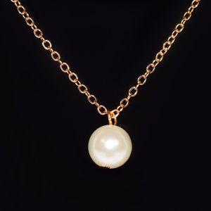 ☆CLEAR OUT☆ Layered Gold Pearl Necklace