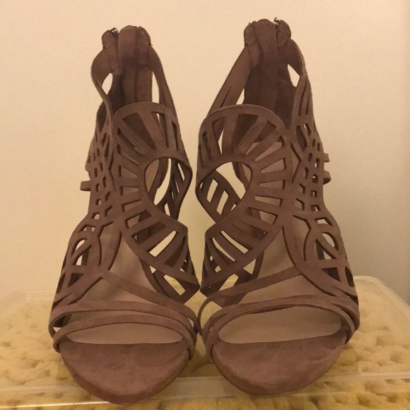 Zara Strappy Laser Cut Heels. Size 38. - Picture 3 of 7