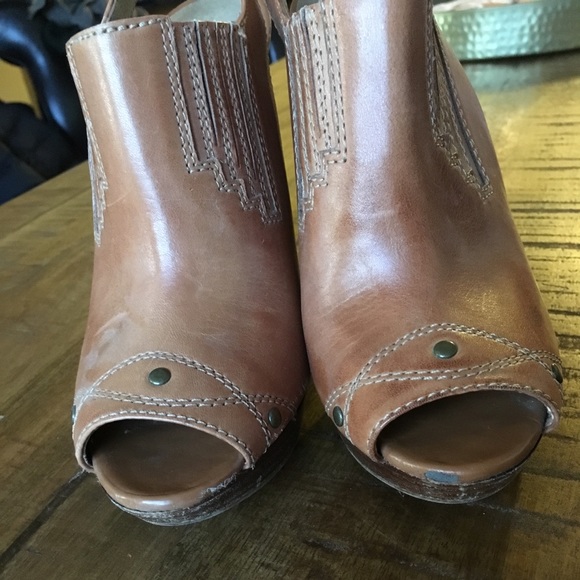 Jessica Simpson brown Leather Heels Size 7 - Picture 4 of 4