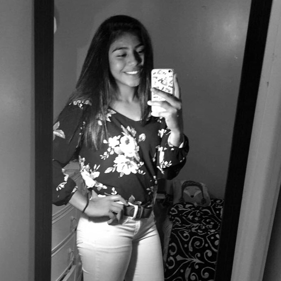 Meet your Posher, Jackie - Picture 1 of 1