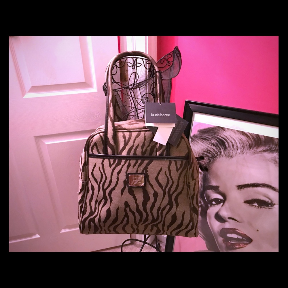 ✈️Liz Claiborne Travel Bag✈️