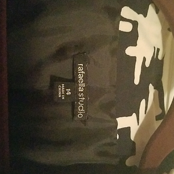 Women's Jacket - Picture 2 of 4