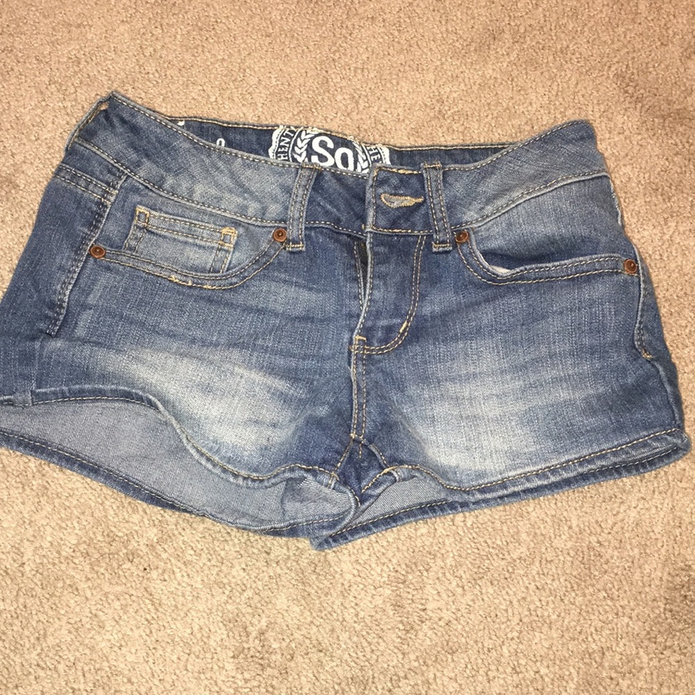 Short shorts