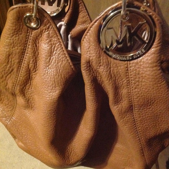 Michael Kors Handbag - Picture 2 of 7