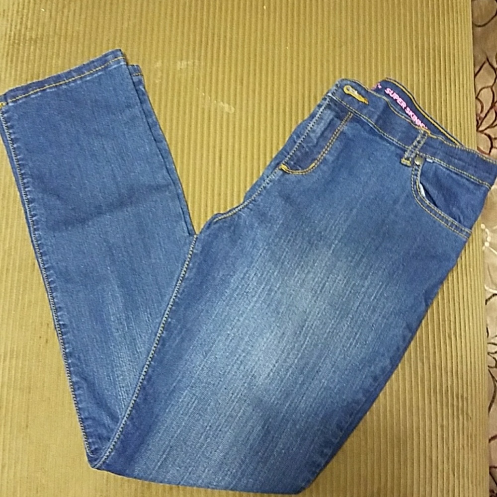 NWT- super skinny jeans