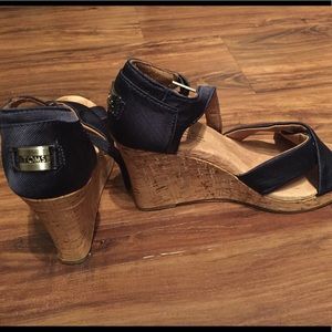 Navy Toms Wedges Size 7.5