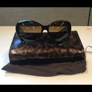 Tory Burch Classic Cat Eye Sunglasses