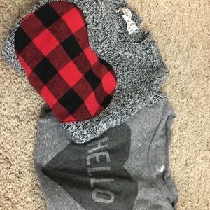 2 long sleeve shirts with hearts in the middle🤤❤️