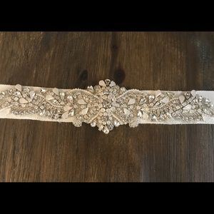 Wedding dress belt