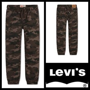 levi's ripstop joggers