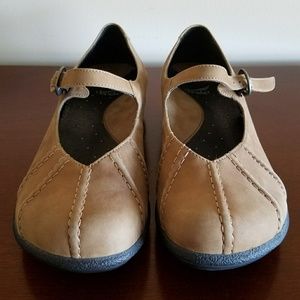 Dansko Mary Jane flats size 40