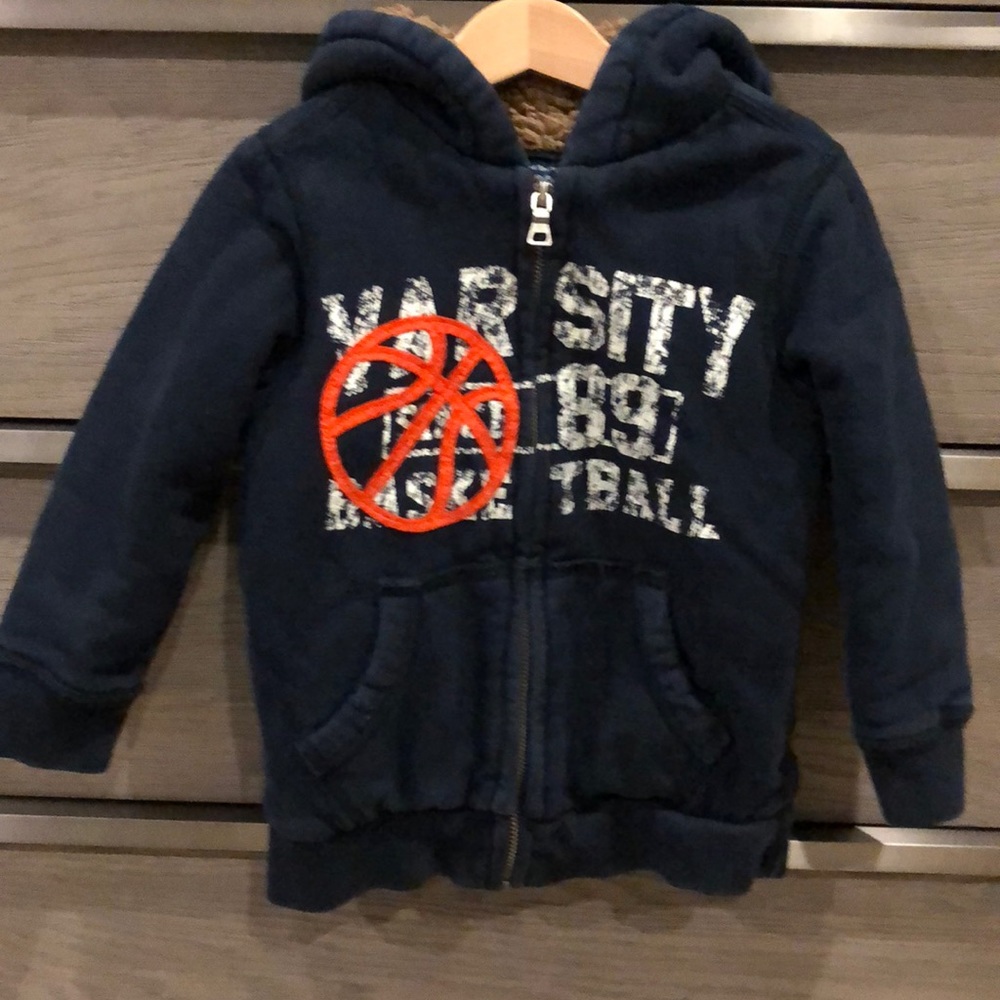 Children’s Place super cozy sweatshirt hoodie.