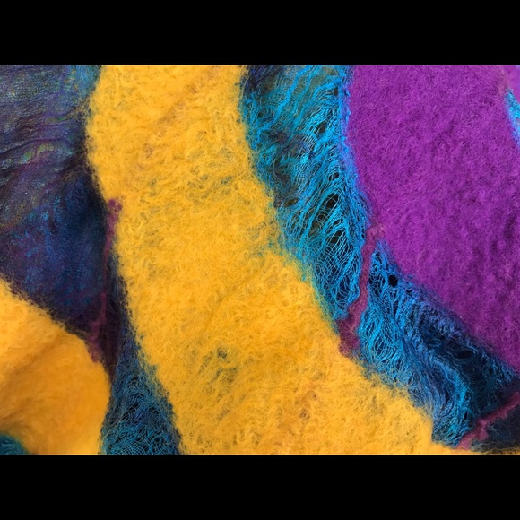Nuno felting scarf “Rainbow “ - Picture 4 of 6