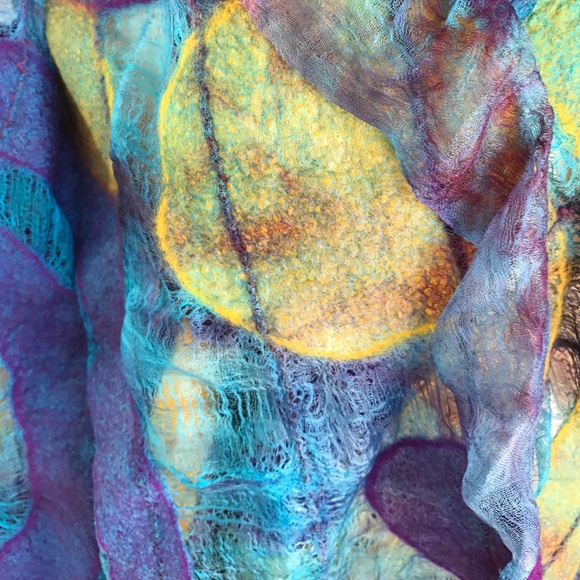Nuno felting scarf “Rainbow “ - Picture 6 of 6