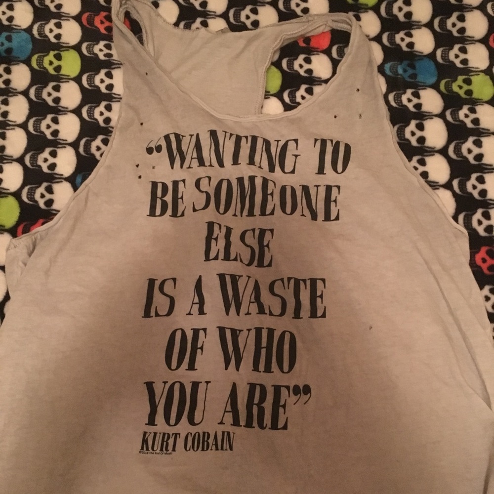 🌈🎀💙💖Kurt Cobain quote tank top🍭💖💓