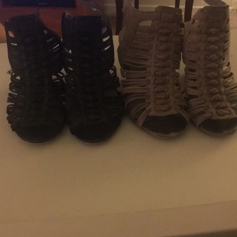 Strapped heel bundle