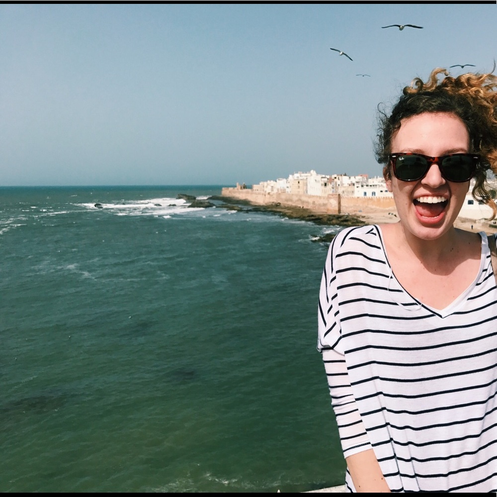 Meet your Posher, Noelle