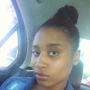 Meet your Posher, Savannah