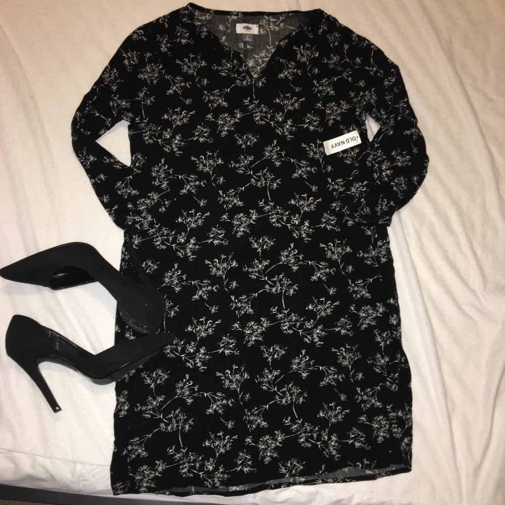 NWT Black & White Detailed Dress