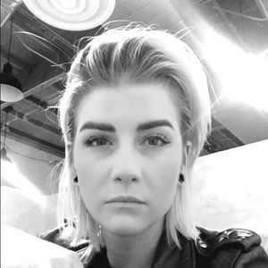 Meet your Posher, Kim