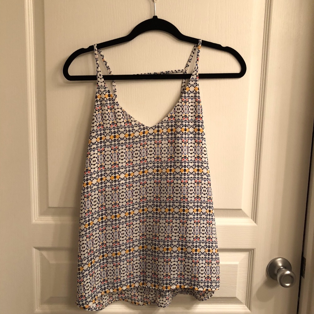 White geometric print tank top