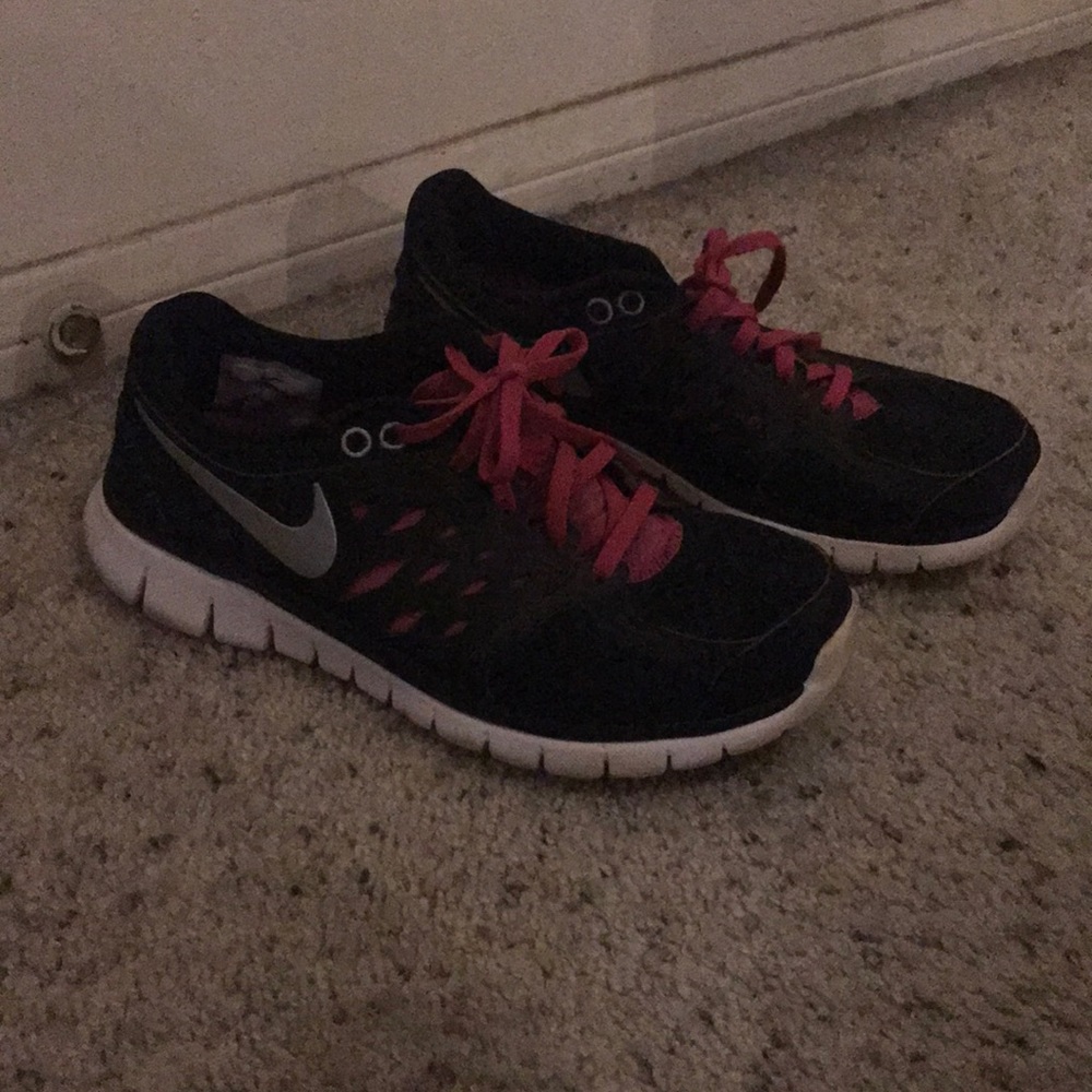 Nike Free Runs