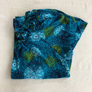 White Stag Tops - Green and Blue Floral Print Top Size White Stag Tops - Green and Blue Floral Print Top Size