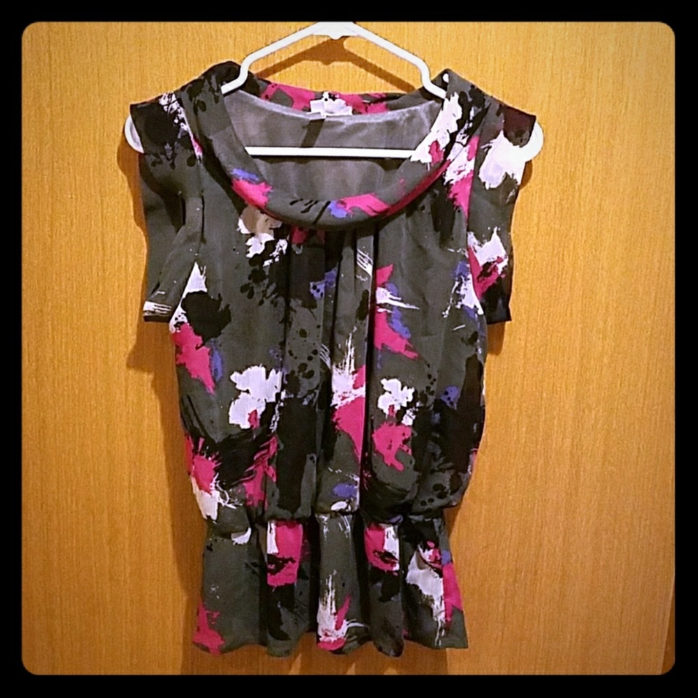 Xhilaration Scoop Neck Blouse