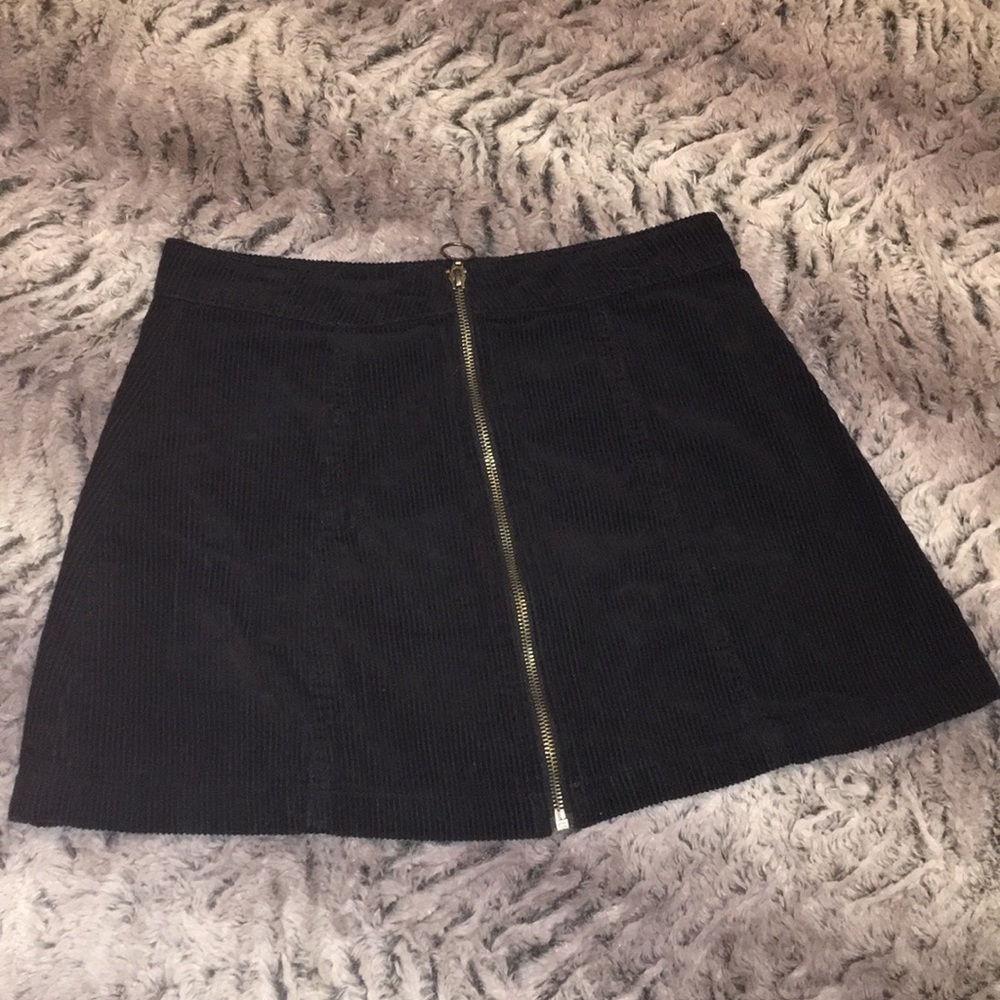 *SOLD* Corduroy Zip Up Skirt