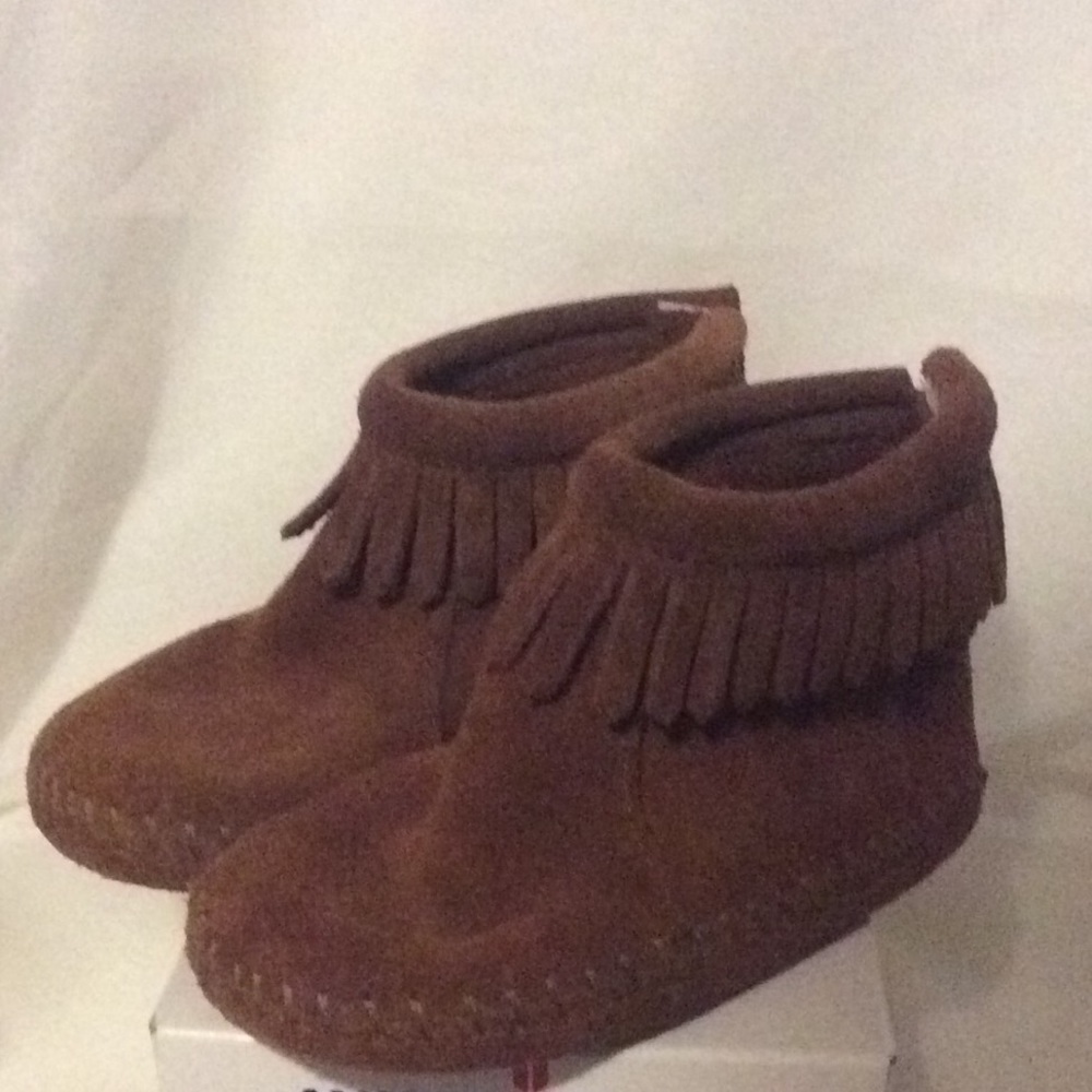 Minnetonka Moccasins Toddler Baby Booties Size 6