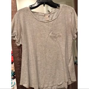 H&M Gray Tee w/Pocket
