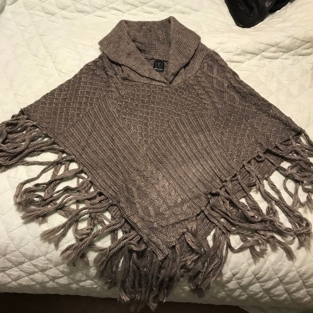 Ella Moss Poncho