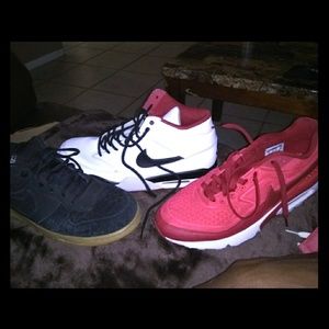3 pair Nike's in 9/10 condition and Army MTB Mongo