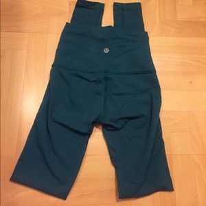 Lululemon 28” Hi Rise Wunder Under Leggings