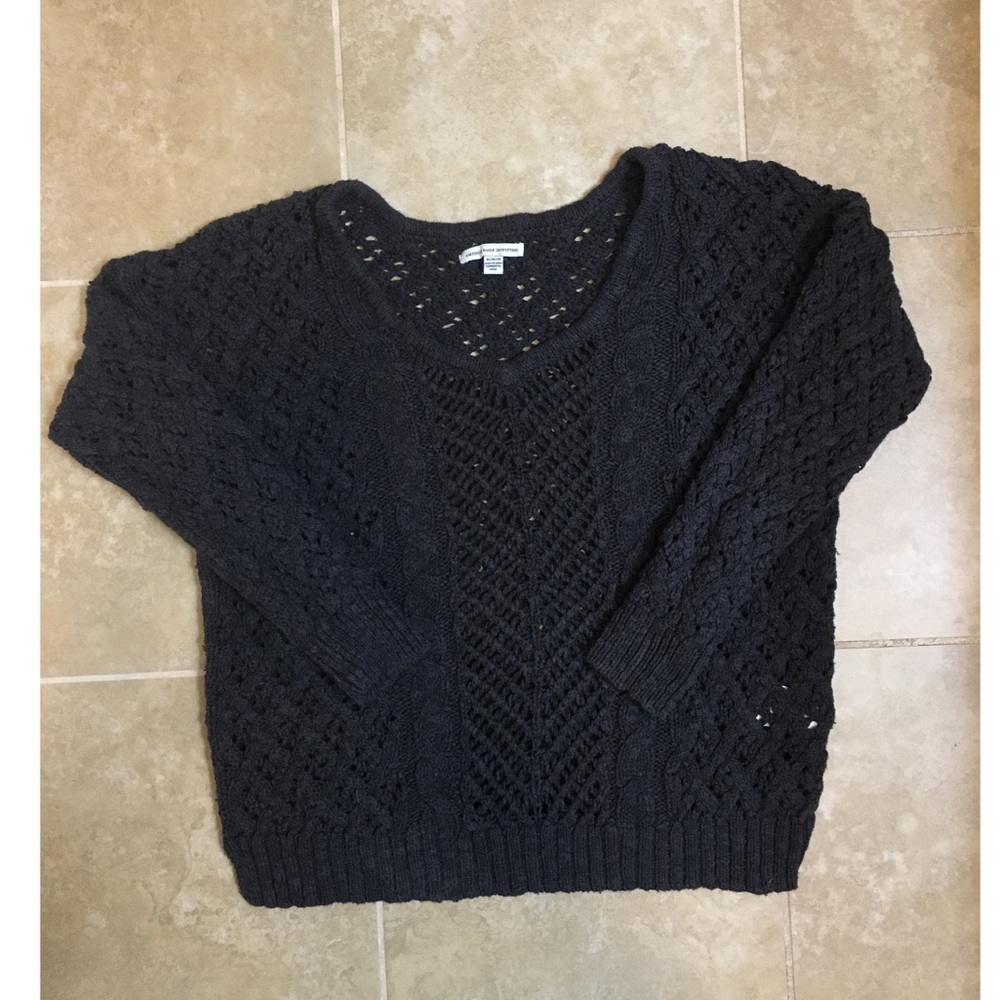 MAKE AN OFFER AE grey sweater