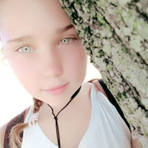 Meet your Posher, Leah