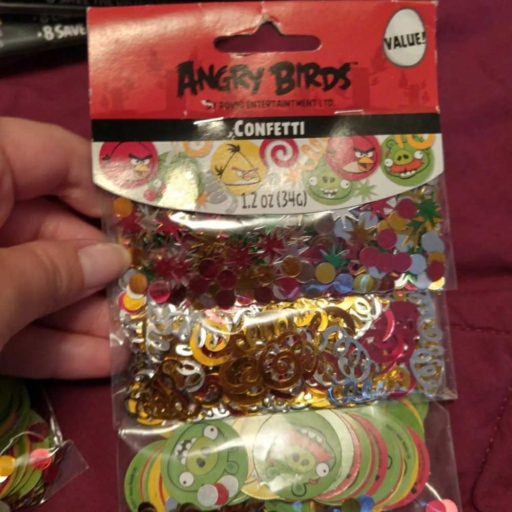 Angry birds confetti