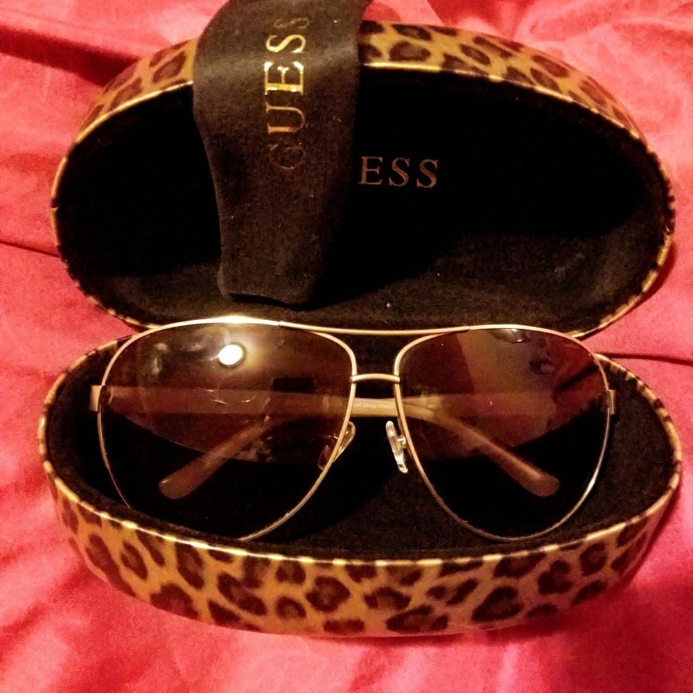 Guess Aviator Sunglasses