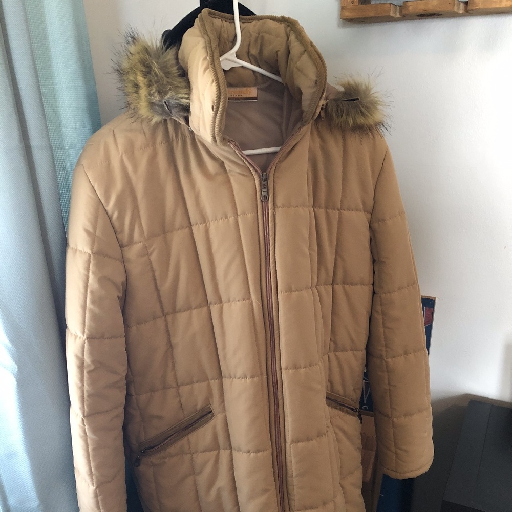 Vintage tan winter coat, 3/4 length, faux fur