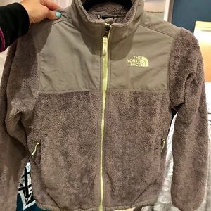 The North Face Girls 10/12. Used. Good condition.