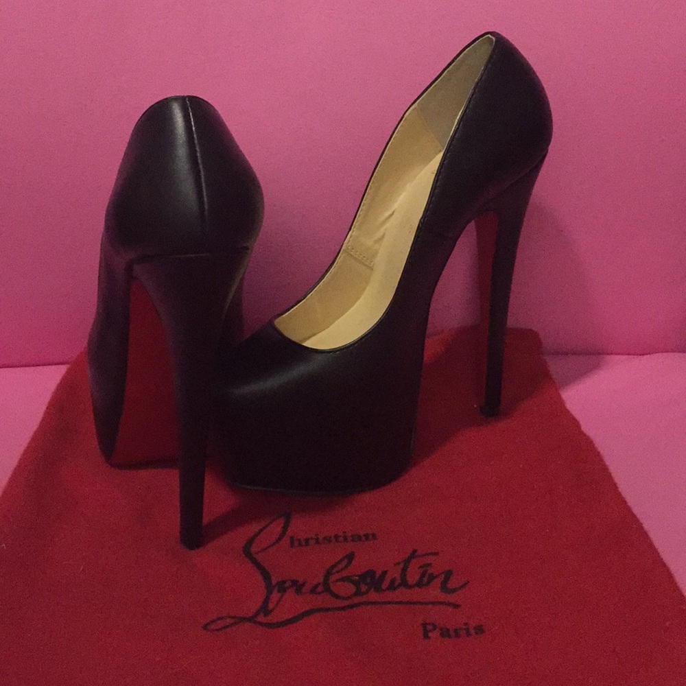 Red bottom daffodile heels