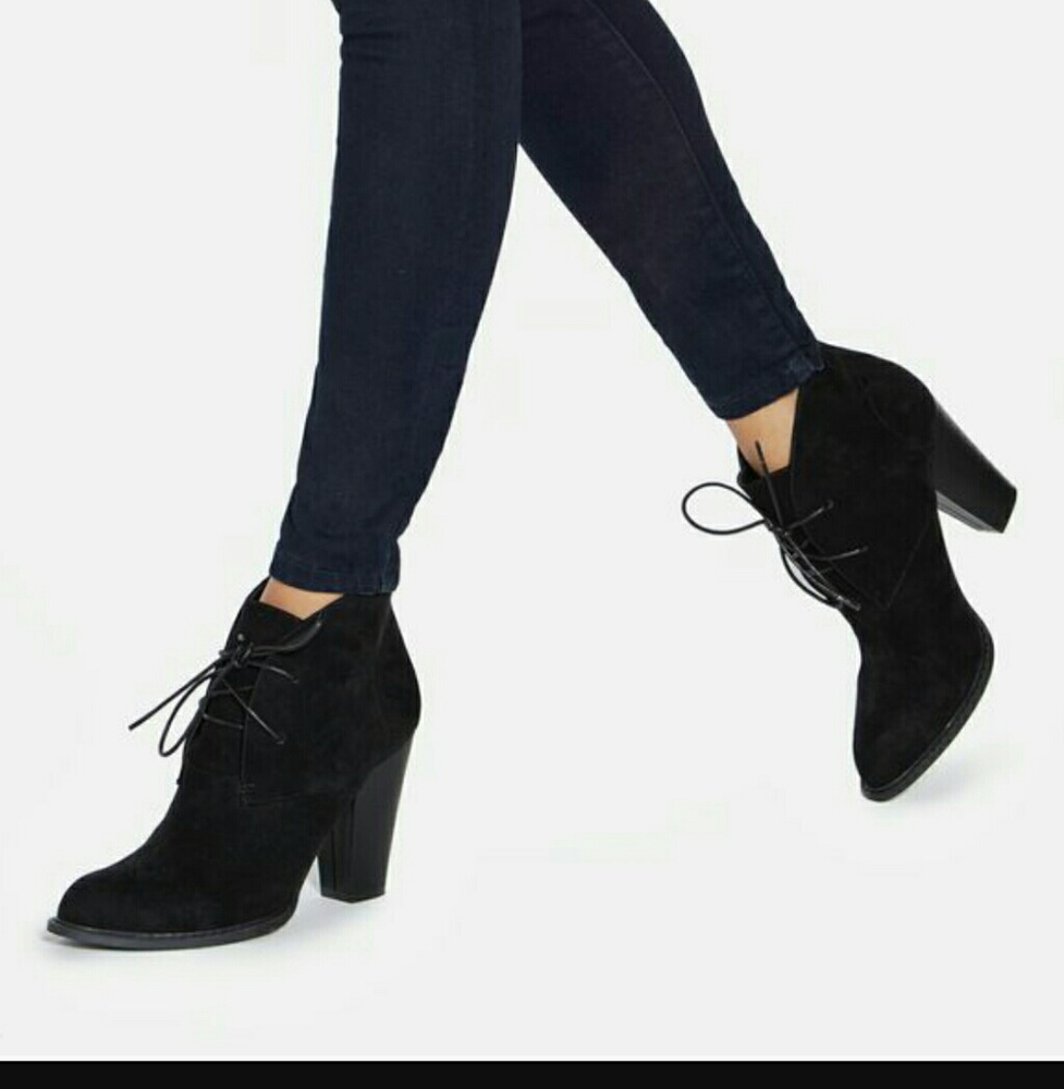 Shoedazzle Hayden Size 10