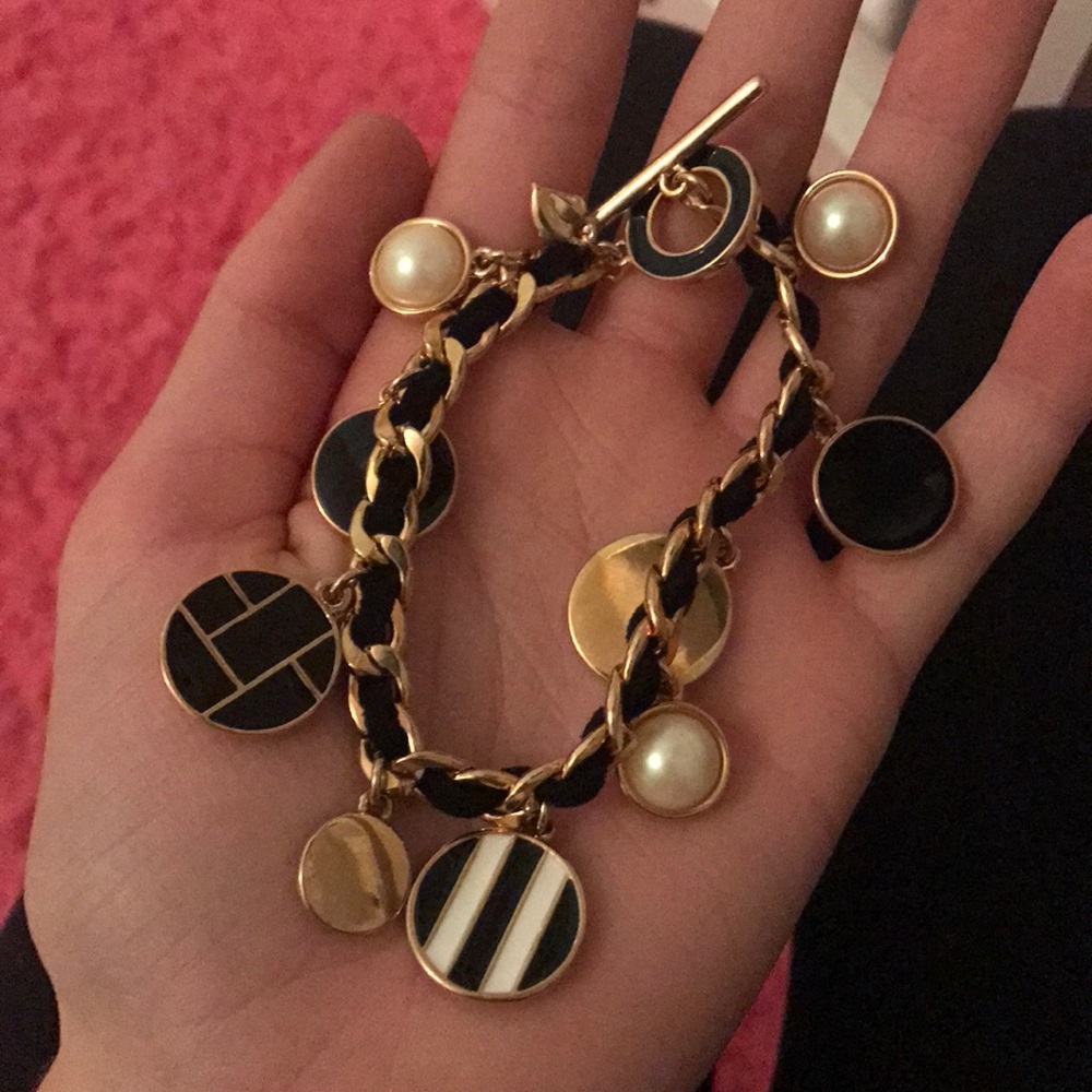 Bracelet