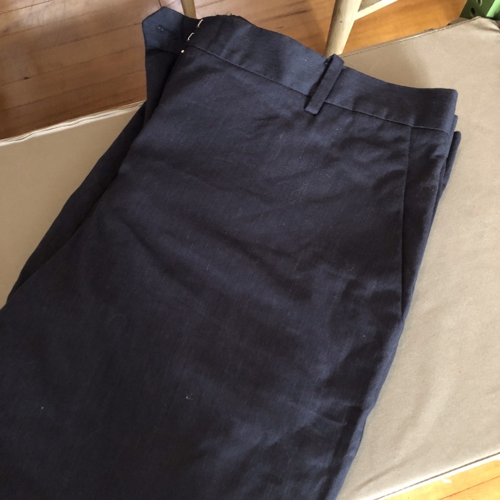 EUC navy Gap Perfect Fit Trousers 16R