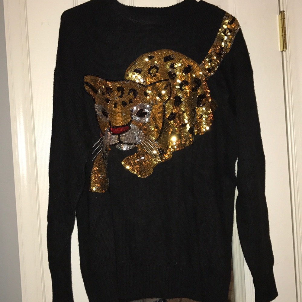 Super cute sequin leopard sweater!!