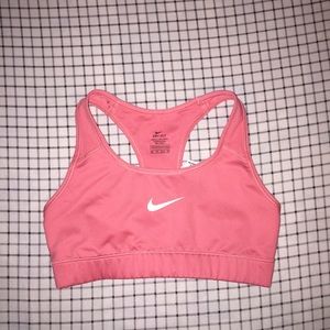 Extra small Nike sports bra