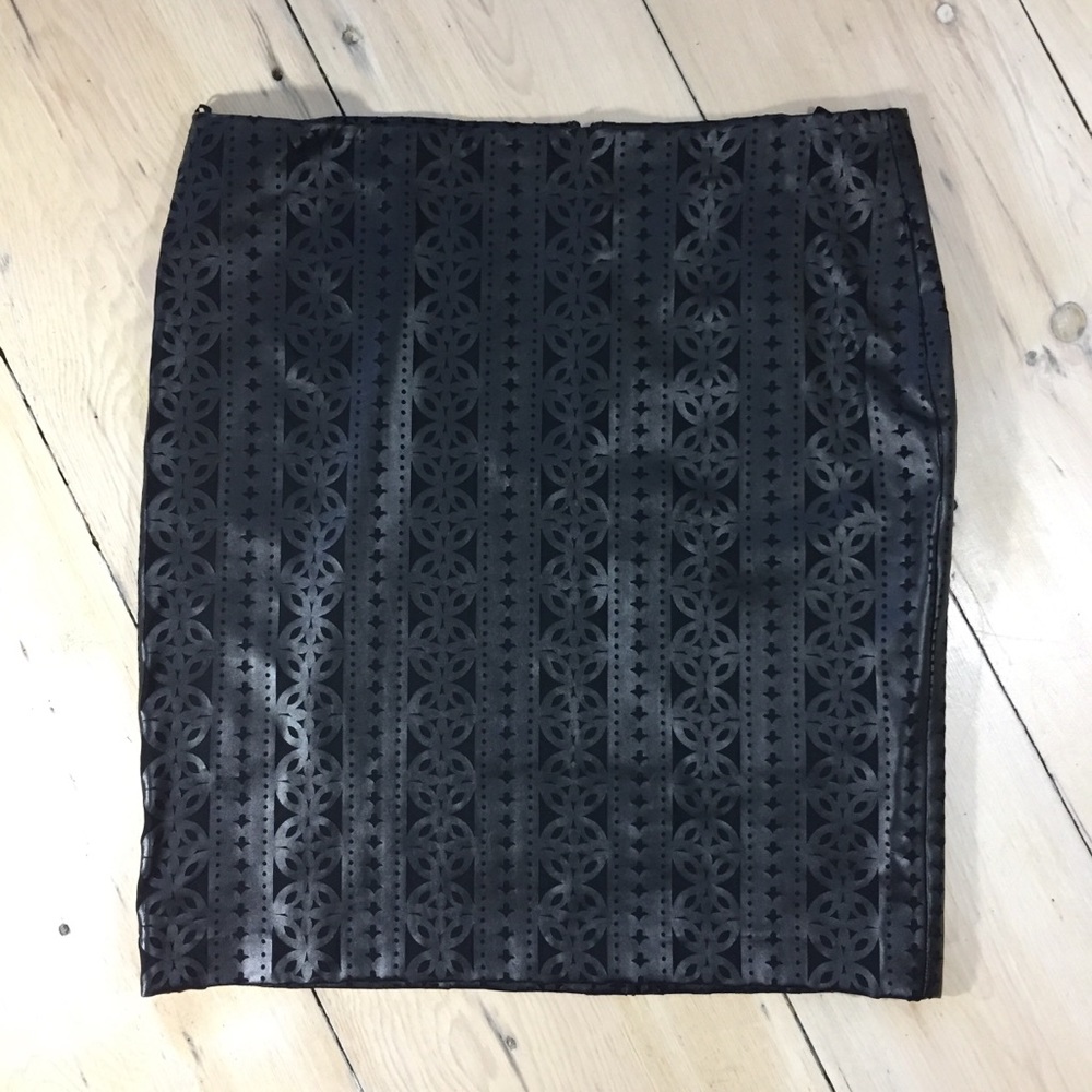 NWT Asos Curve Black Laser Cut Pencil Skirt